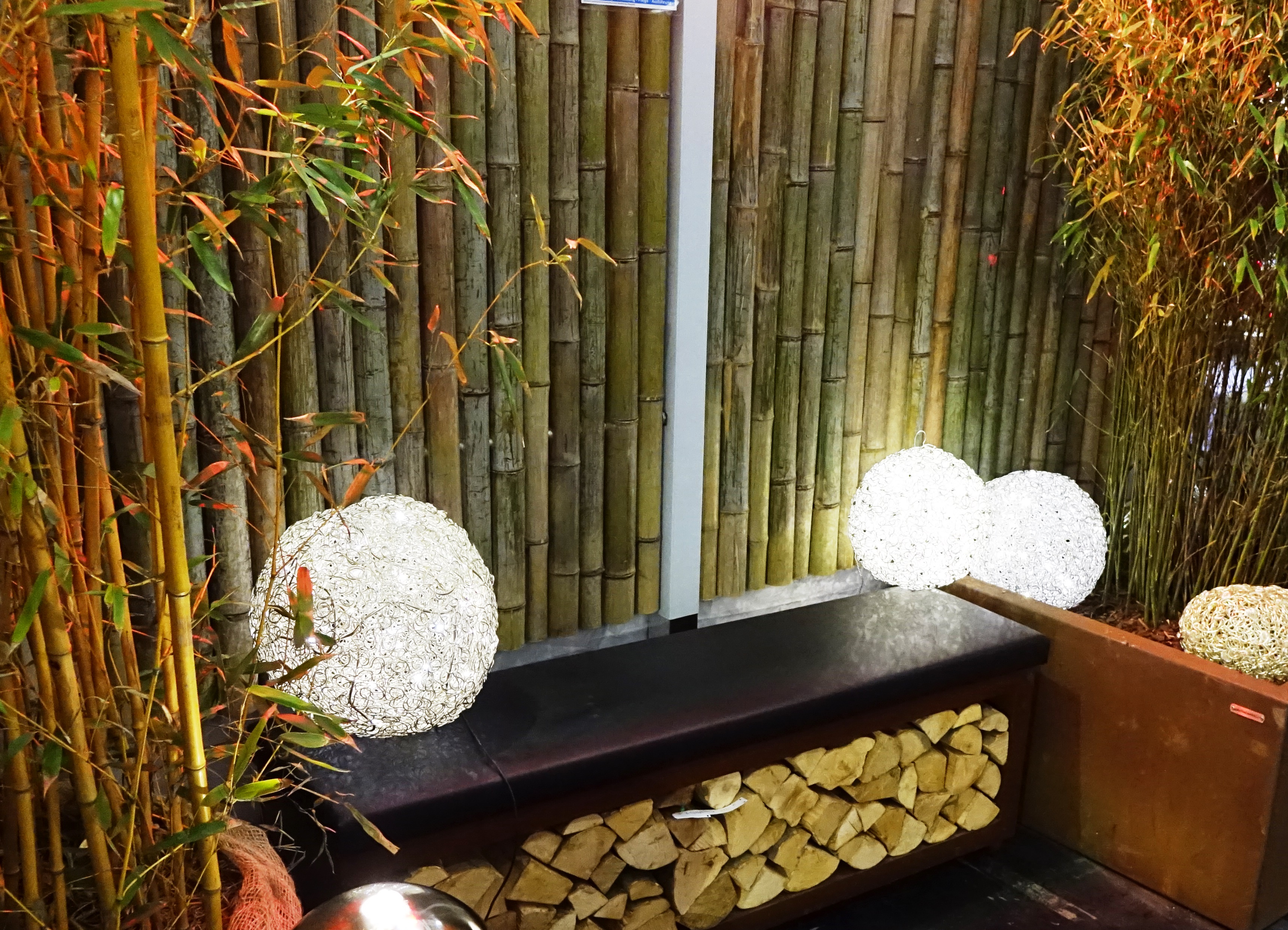 Bambus Sichtschutz Element Stand Künstliche Pflanze mit Echtholz 200cm Decovego 