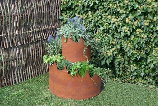 Kräuterspirale / Kräuterschnecke D. 60 cm x  H. 87 cm (Rostiger Stahl)