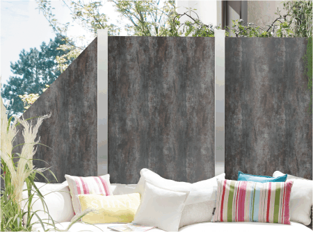 Sichtschutz aus Keramik und Schiefer